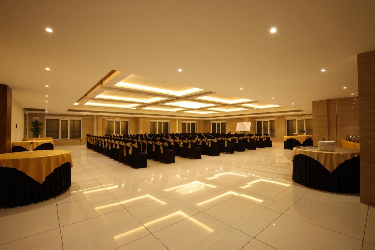 Royal Plaza Suites By Rak Rooms, Mangaluru Zewnętrze zdjęcie