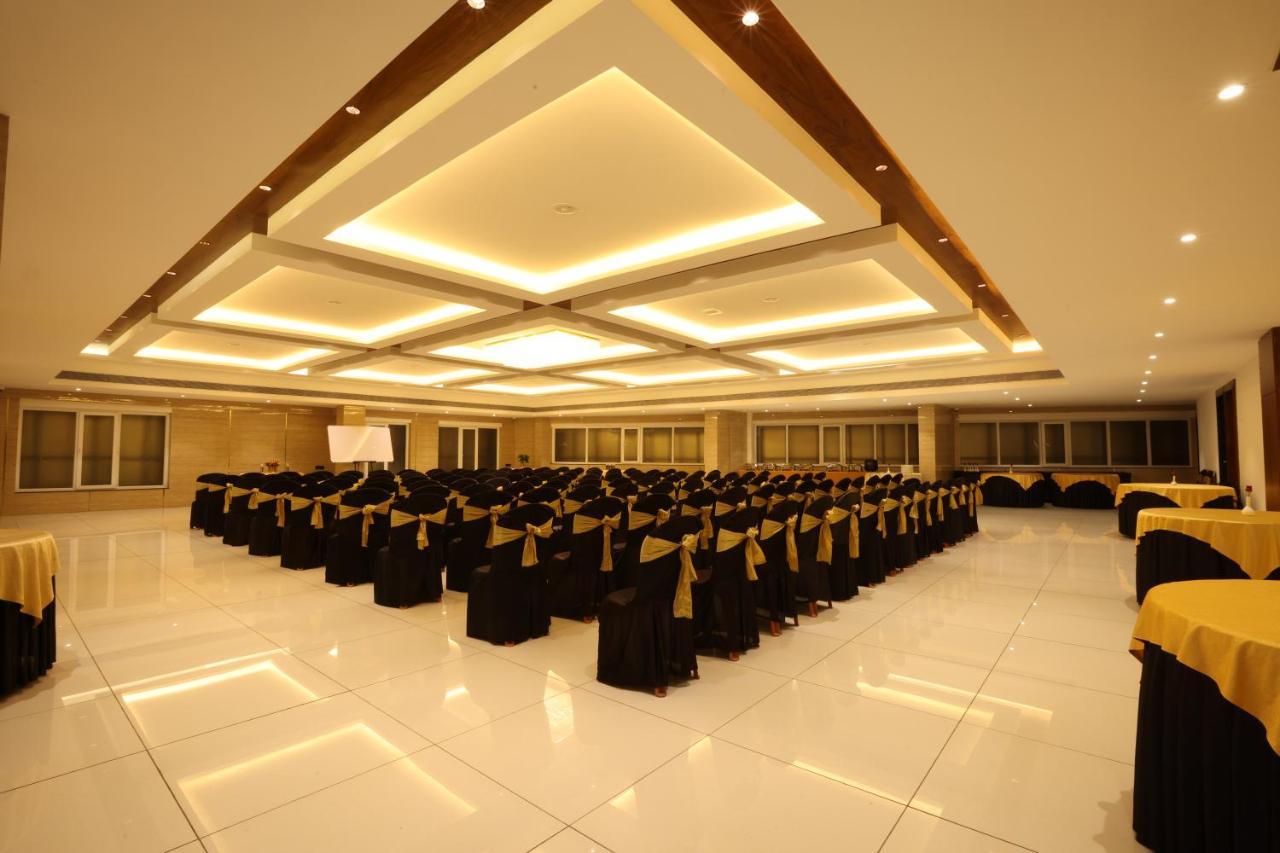 Royal Plaza Suites By Rak Rooms, Mangaluru Zewnętrze zdjęcie